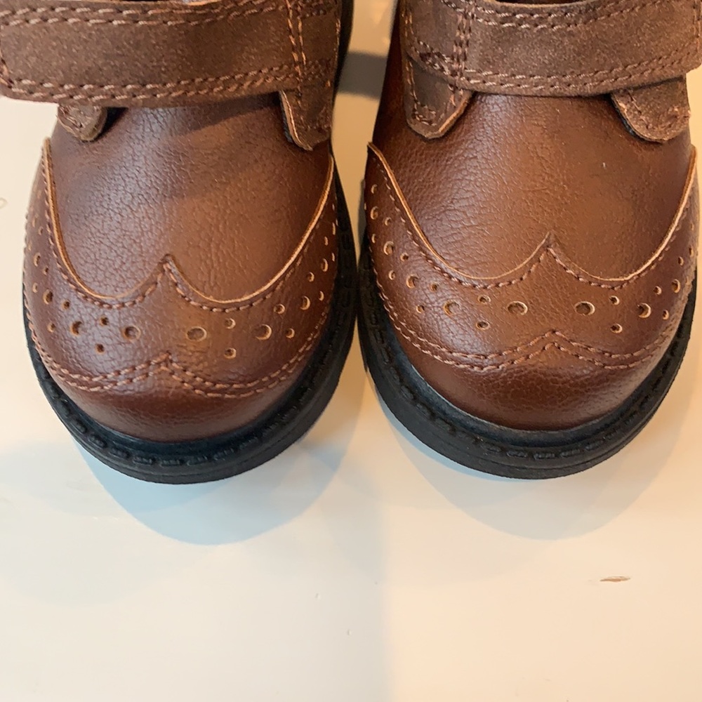 Carter’s Boys Dress Boots with Velcro Closure size 7 NWT - Picture 3 of 7